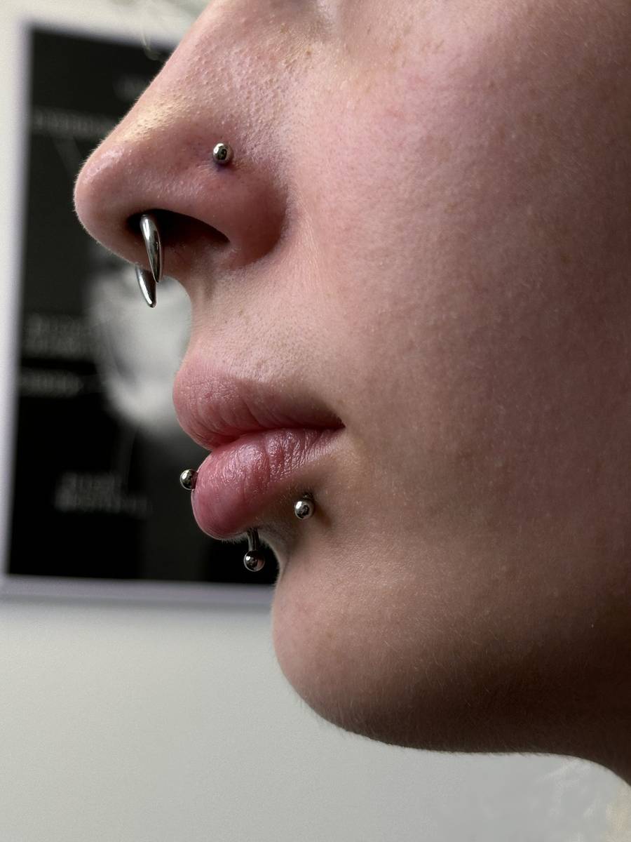 Septum, nostril a piercingy pier, Poprad
